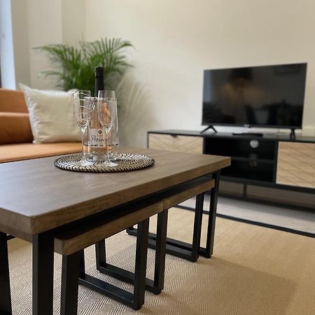 Modern City Centre Apartment 埃克塞特 外观 照片