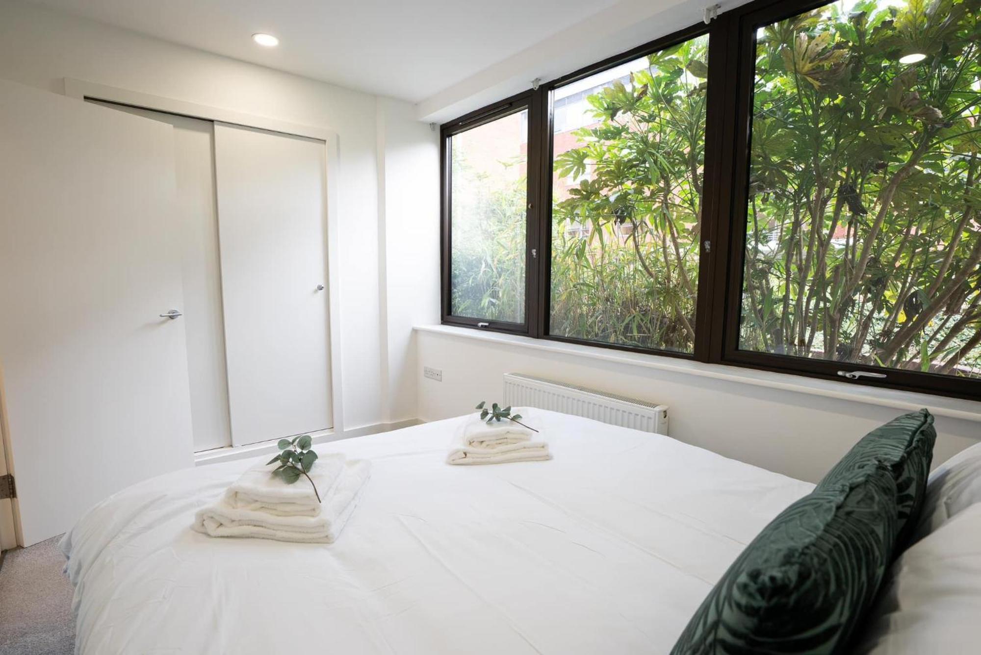 Modern City Centre Apartment 埃克塞特 外观 照片