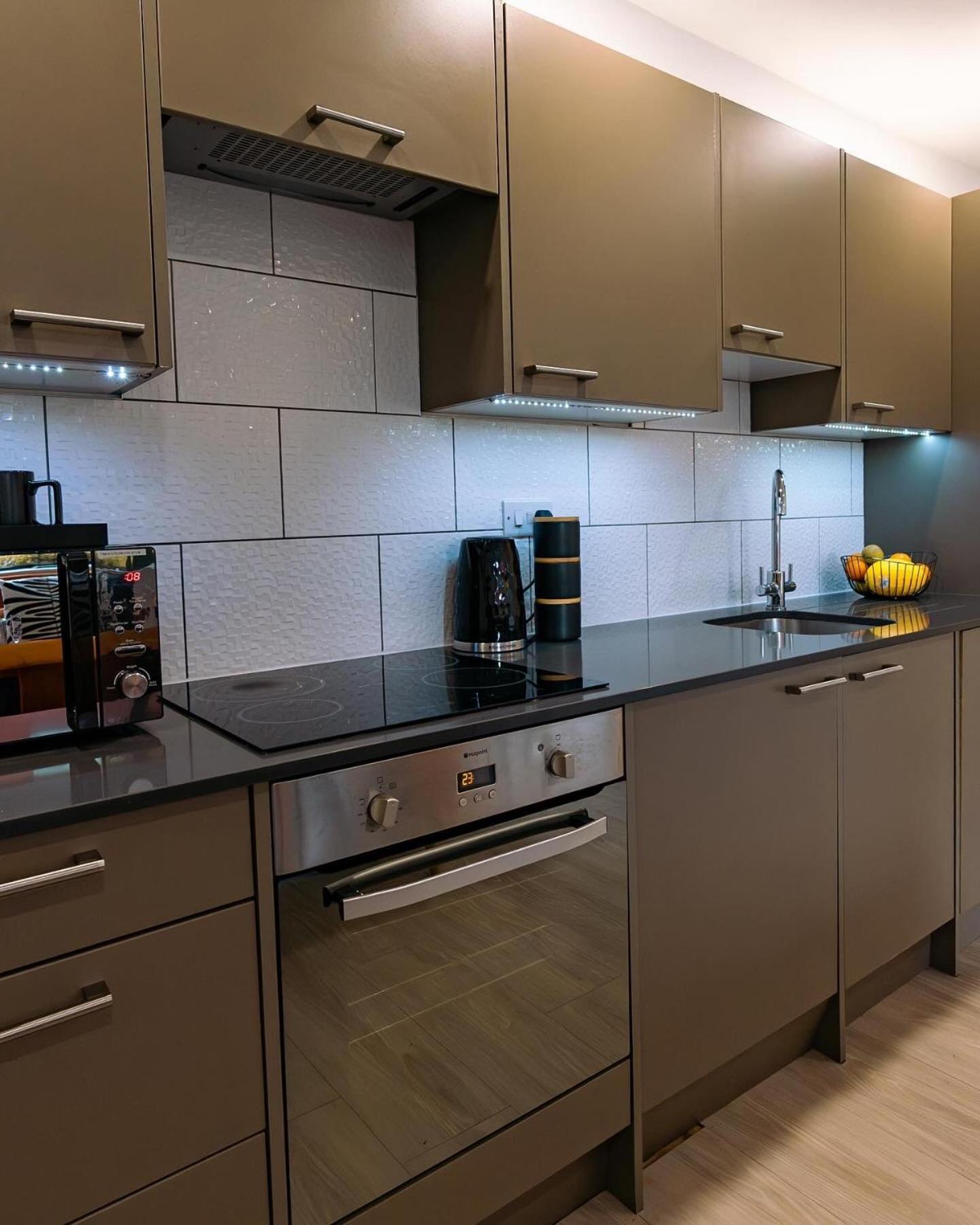 Modern City Centre Apartment 埃克塞特 外观 照片